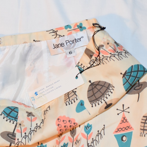 NWT Toile Spring Scenes Skirt - Picture 6 of 8